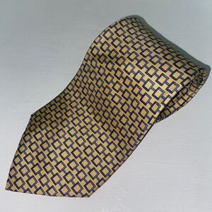 Tommy Hilfiger Yellow Squares 100% Silk Necktie Tie Classic Length Made In USA